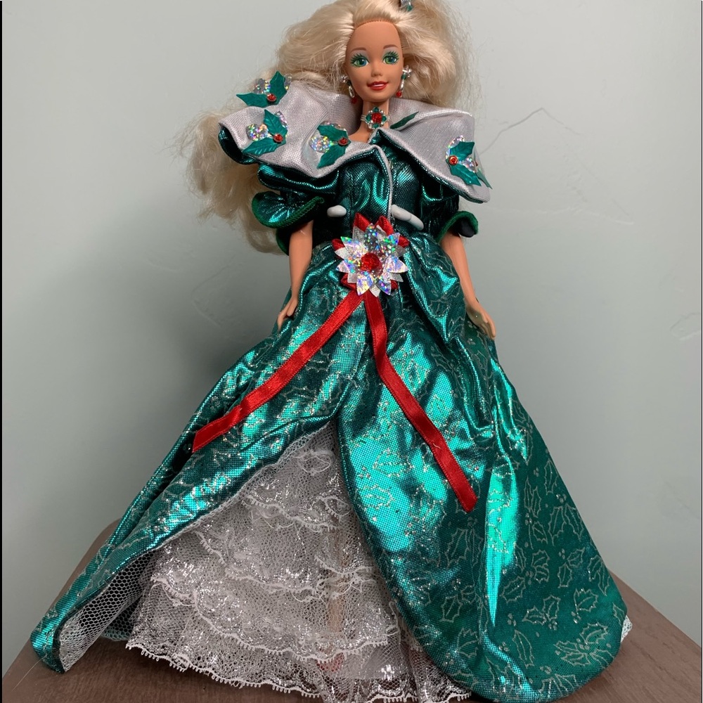 1995 Happy Holidays Barbie Special Edition